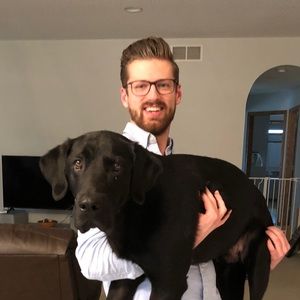 Meet your Posher, Dominic